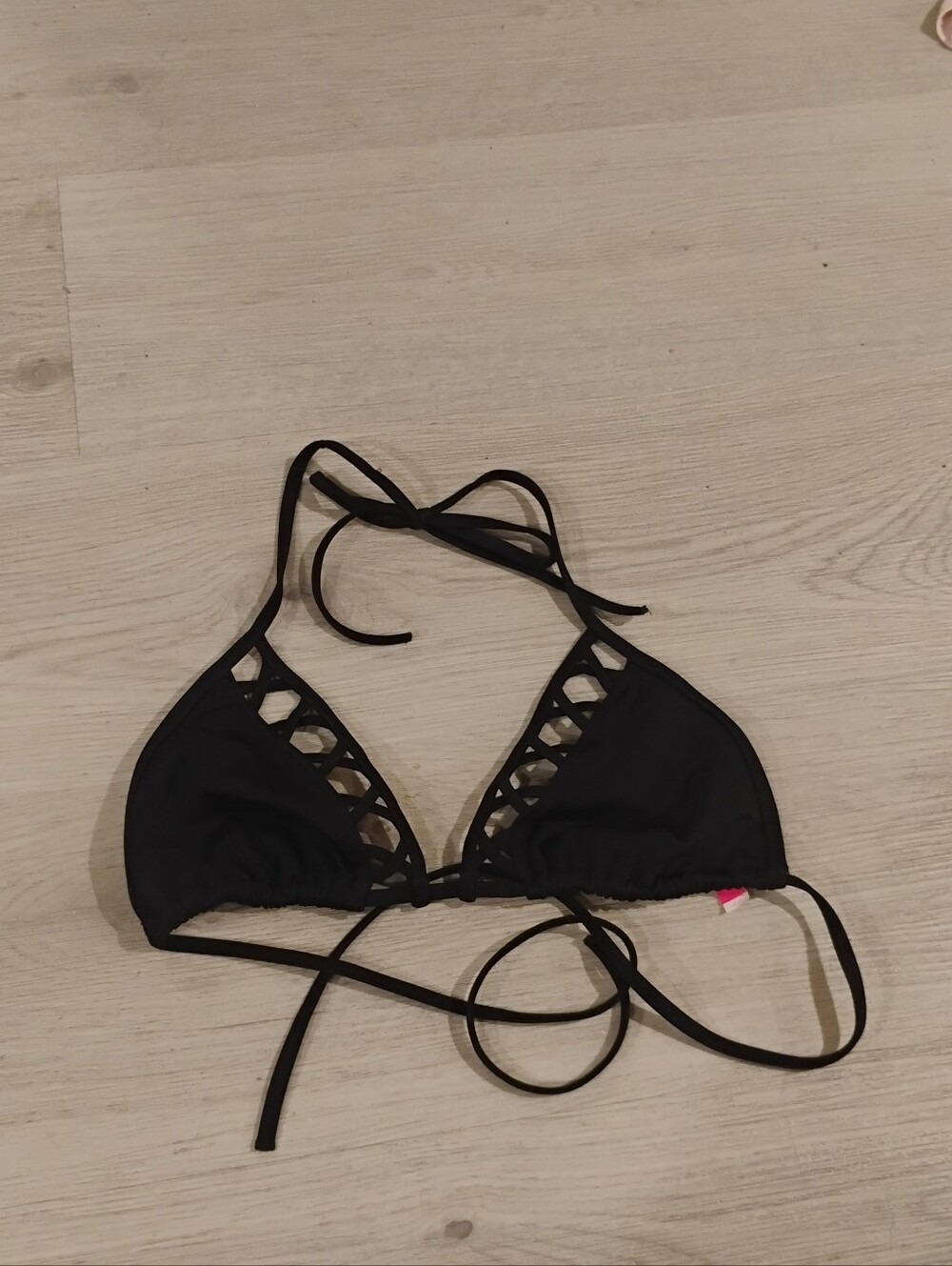 Victoria's Secret Lattice Trim Black String Bikini Top Sz M